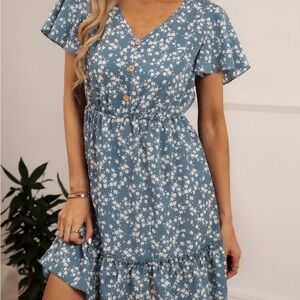 Ditsy Floral Print V-neck Ruffle Hem Dress